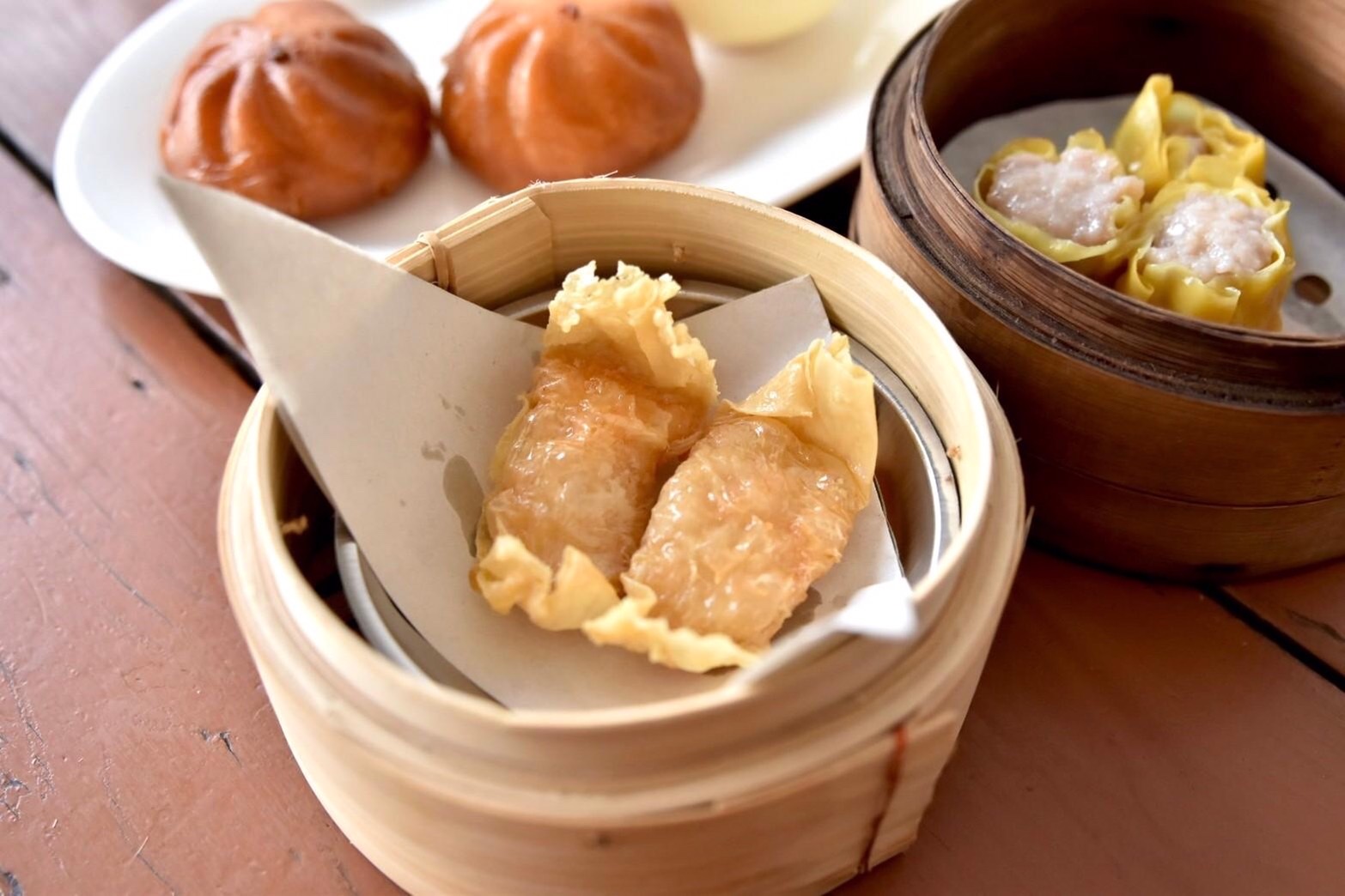 ฟองเต้าหู้ไส้กุ้งทอด