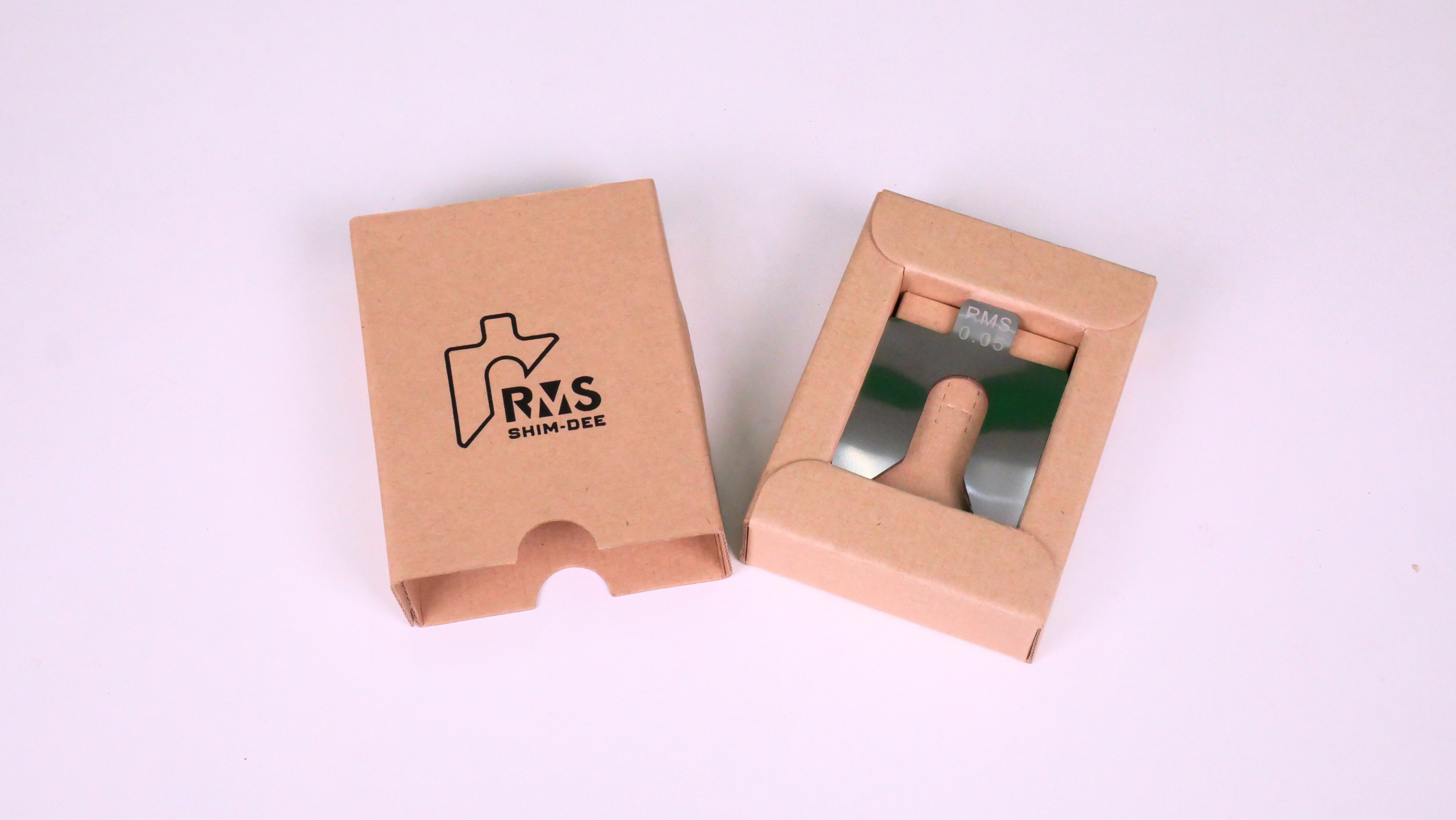 แผ่นชิมตั้งระดับสำเร็จรูป RMS SHIM-DEE สำหรับงานอุตสาหกรรม ขนาด 50x50มม. หนา 0.05มม. (Industrial Precut Shim)