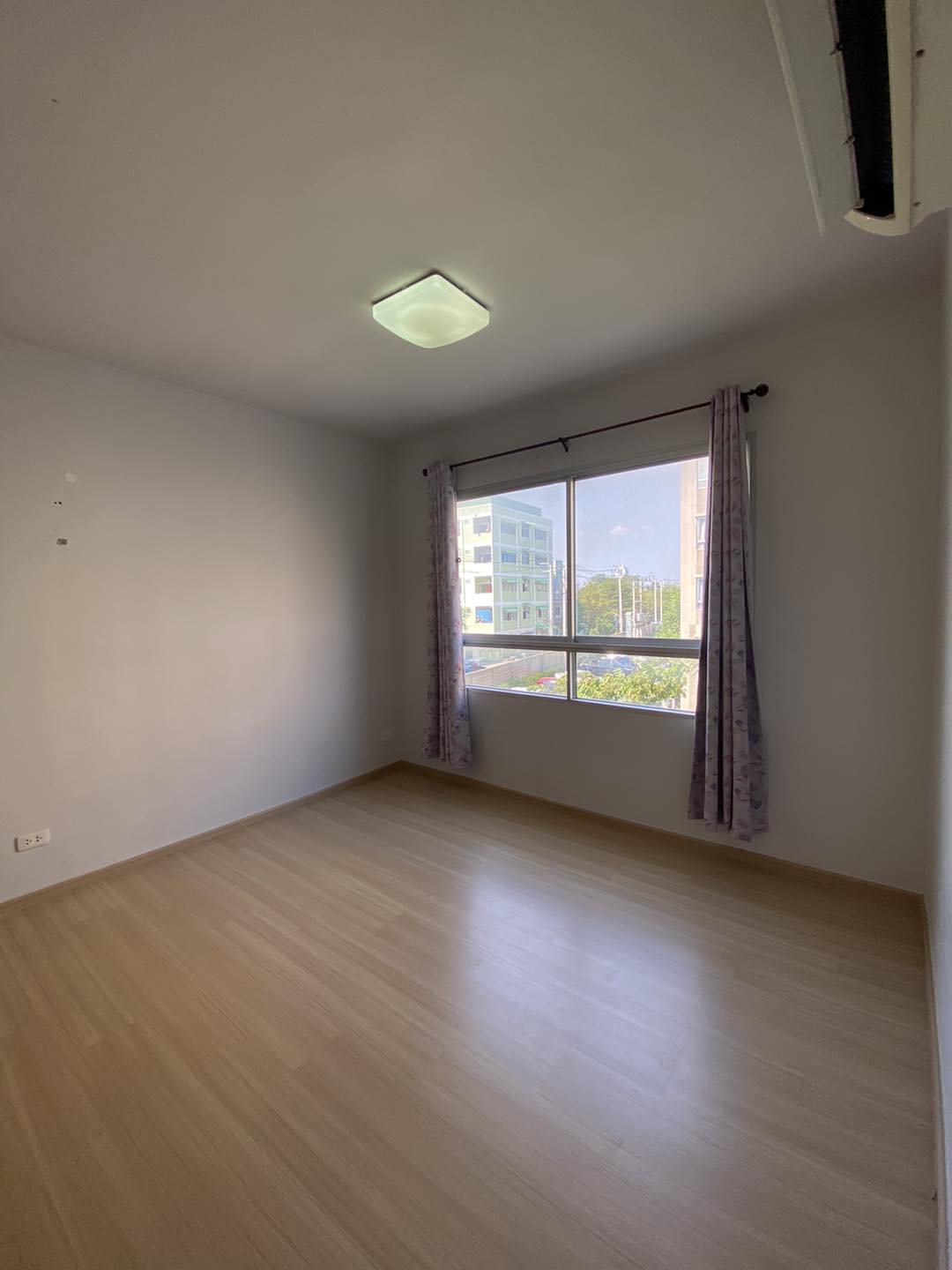 พลัมคอนโด สามัคคี - PLUM CONDO SAMAKKHI (มีผู้เช่า 4,500฿)