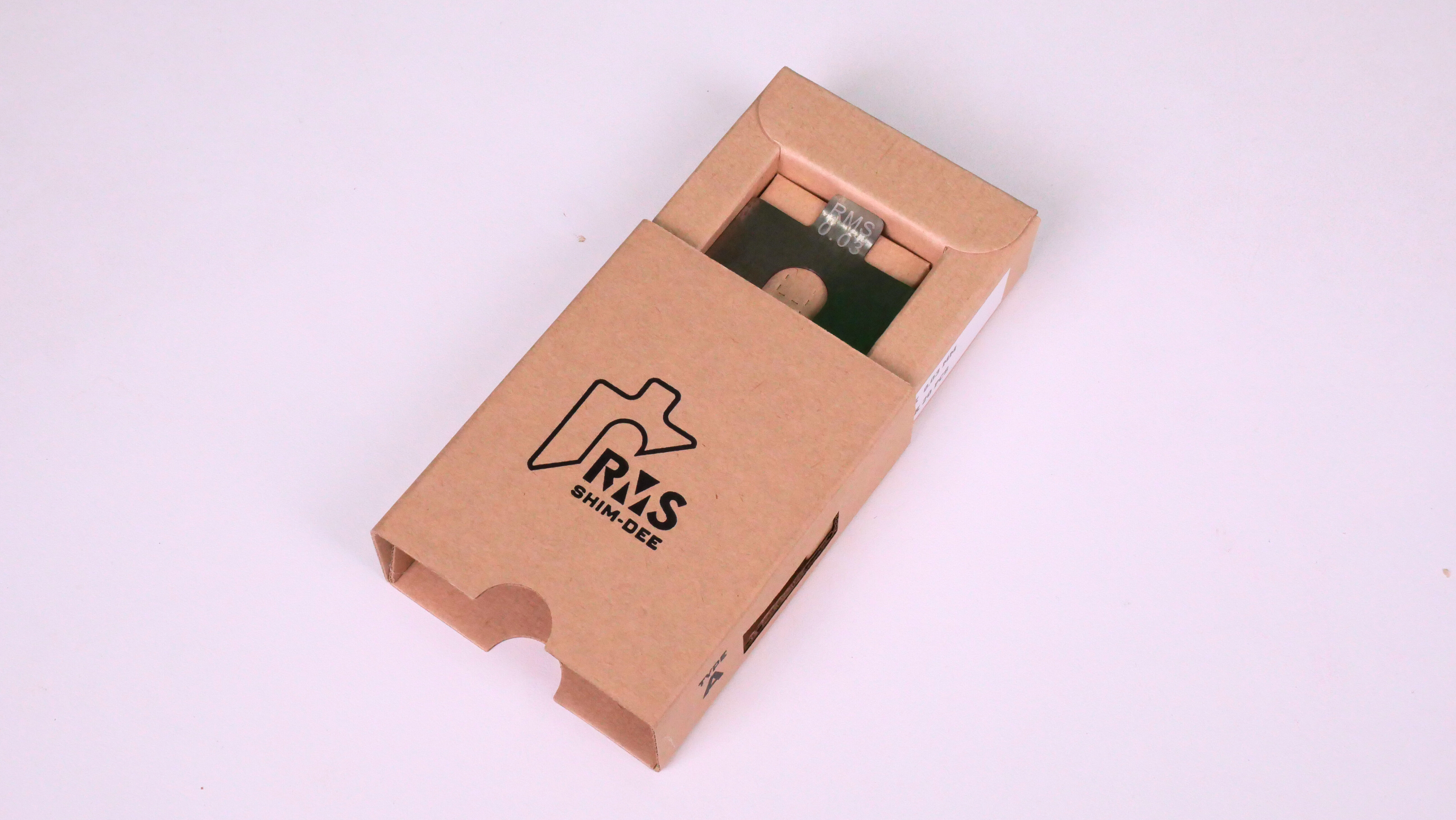 แผ่นชิมตั้งระดับสำเร็จรูป RMS SHIM-DEE สำหรับงานอุตสาหกรรม ขนาด 50x50มม. หนา 0.03มม. (Industrial Precut Shim)