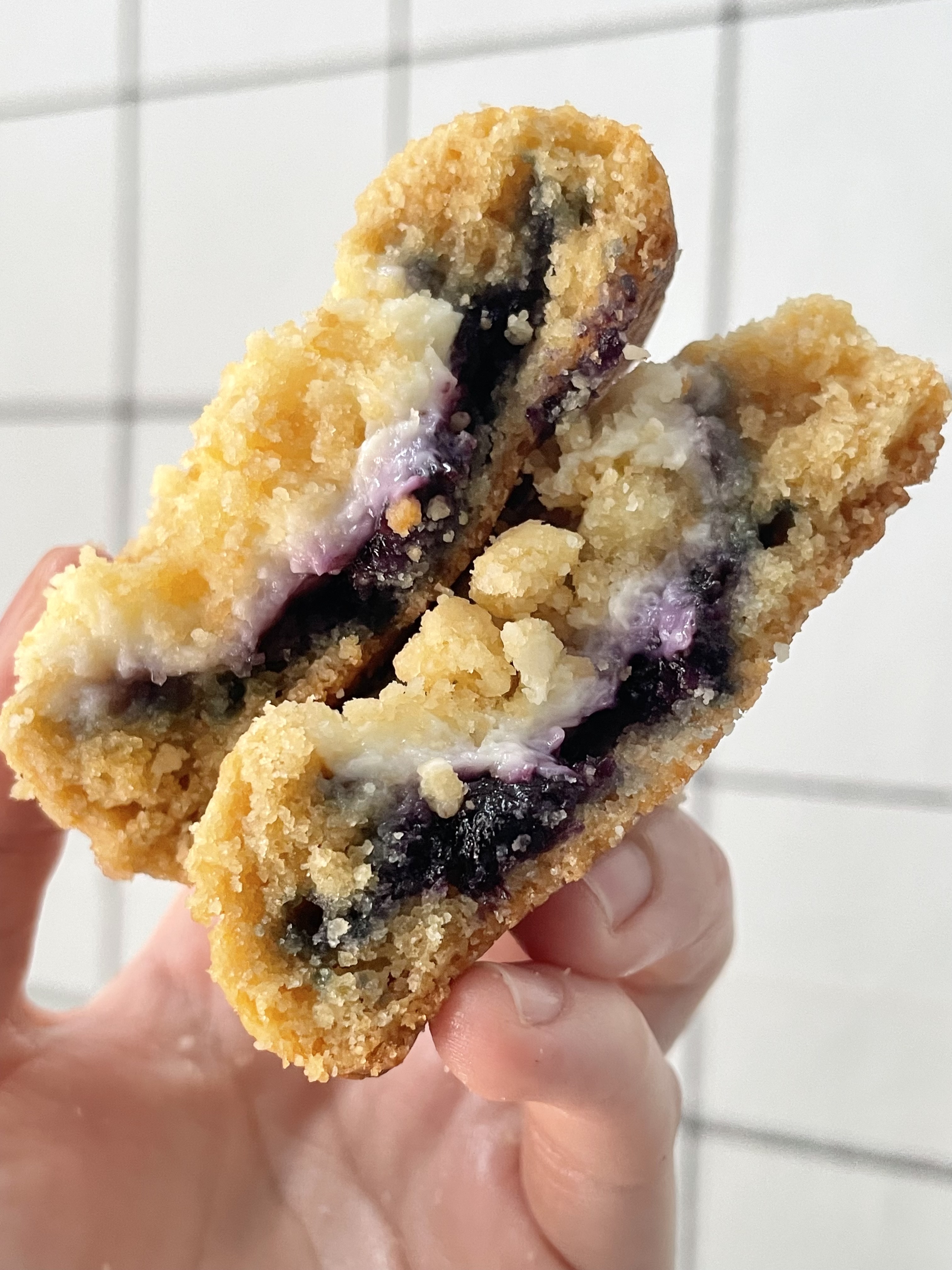 บลูเบอร์รี่ครีมชีสครัมเบิ้ล ซอฟต์คุ๊กกี้คีโต Blueberry Cheesecake Crumble Soft Cookie [KETO] - ไร้แป้ง ไร้น้ำตาล