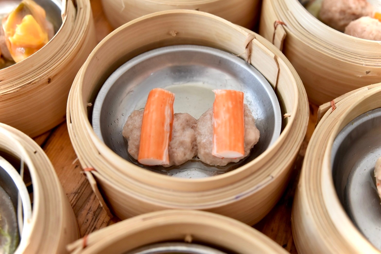 ปูอัดแต้มหน้าหมู