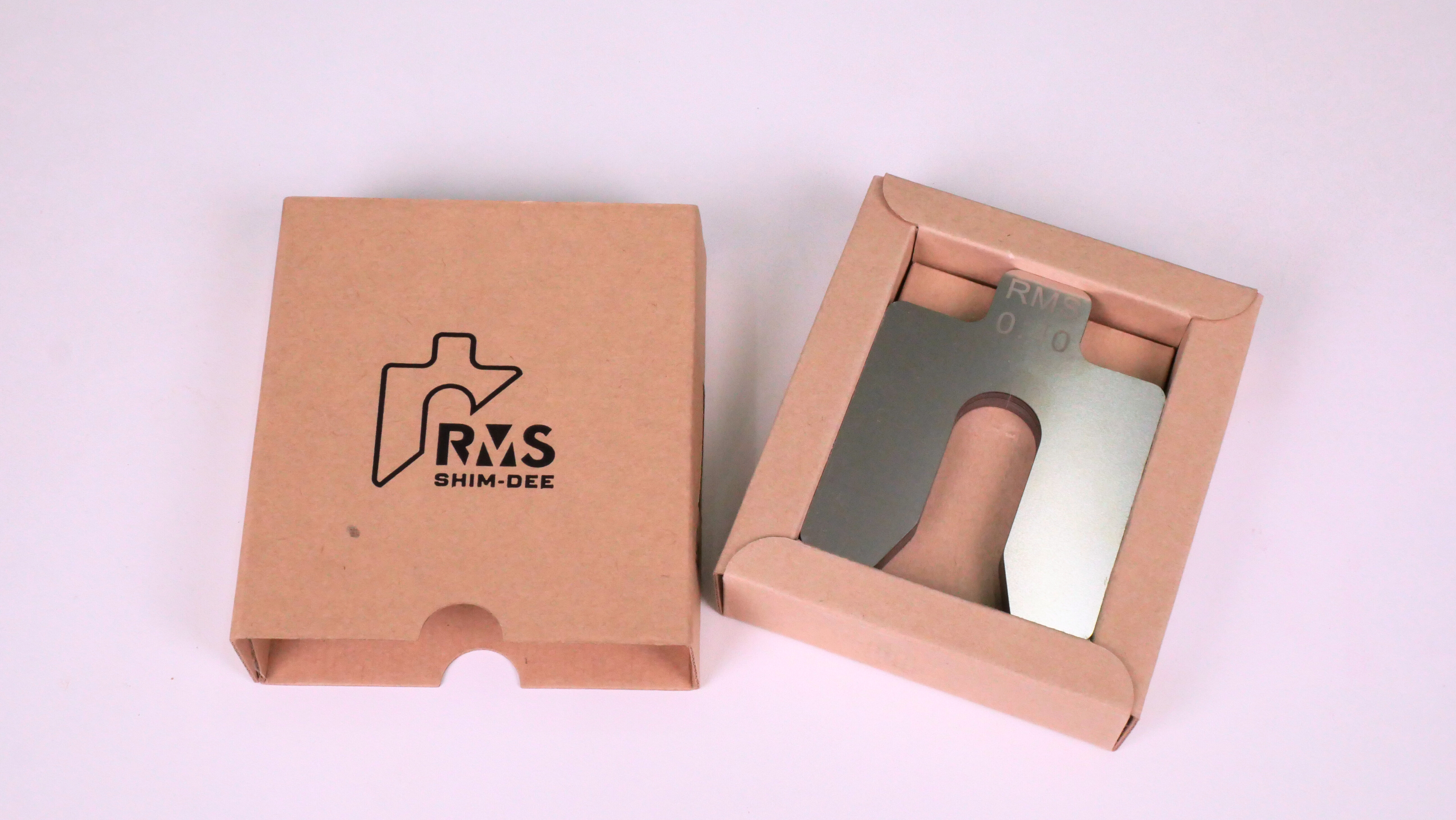 แผ่นชิมตั้งระดับสำเร็จรูป RMS SHIM-DEE สำหรับงานอุตสาหกรรม ขนาด 75x75มม. หนา 0.40มม. (Industrial Precut Shim)