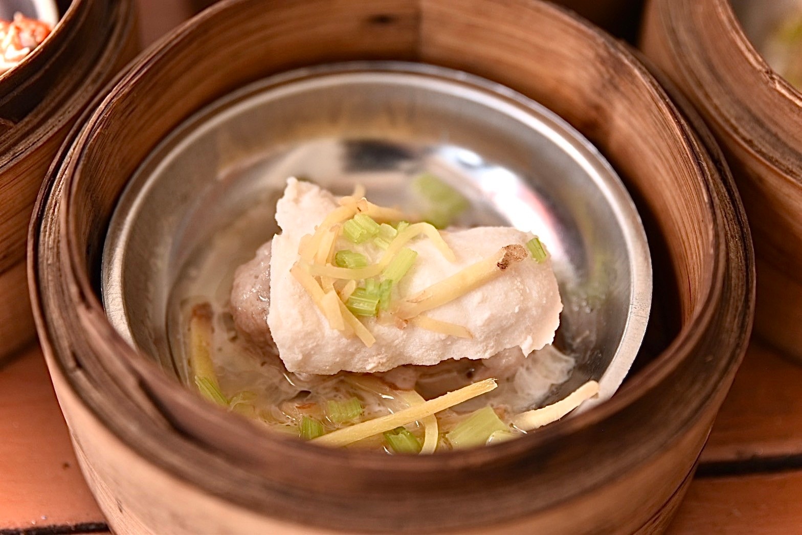 ปลากระพงแต้มหน้าหมู