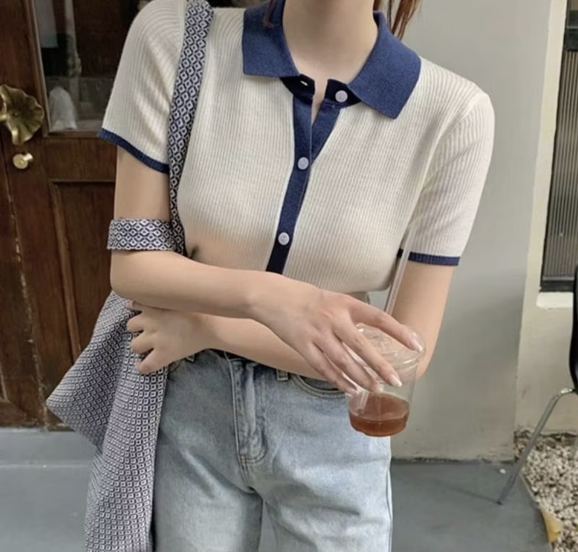 เสื้อครอปคอปก