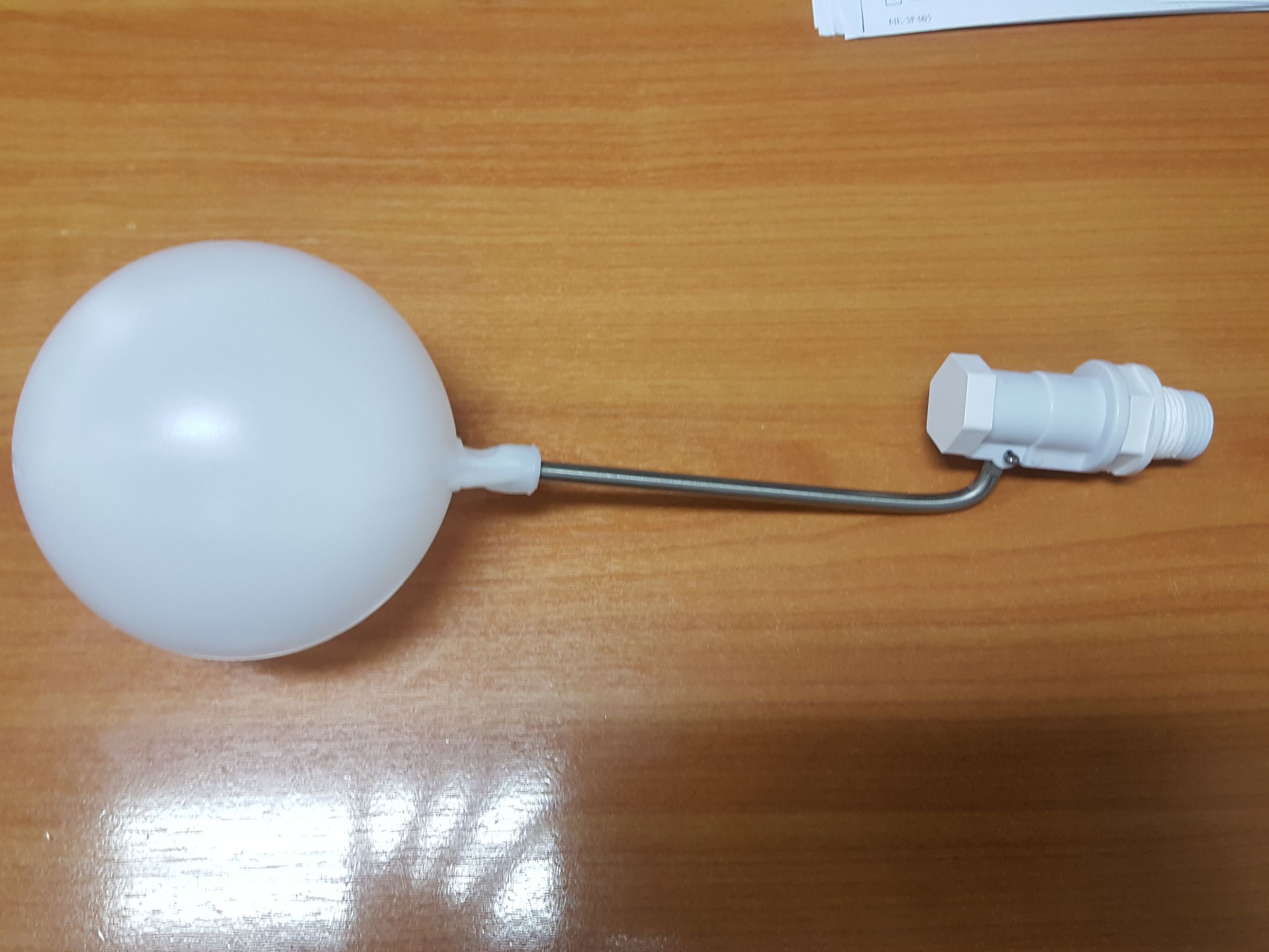 ตู้ทำน้ำเย็น 6 ก๊อก 3 หน้า แบบต่อท่อ รังผึ้ง MC-OS2