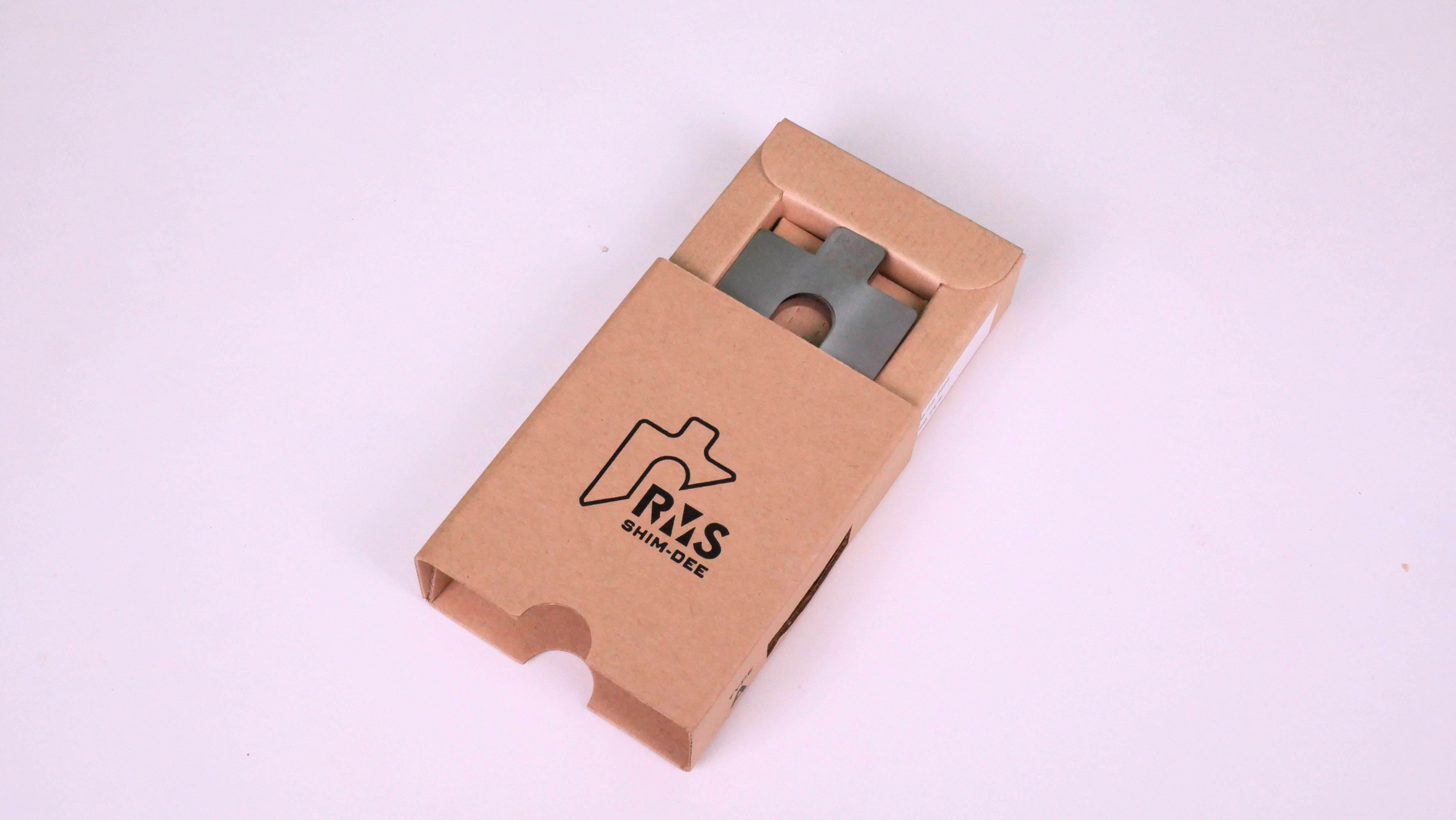 แผ่นชิมตั้งระดับสำเร็จรูป RMS SHIM-DEE สำหรับงานอุตสาหกรรม ขนาด 50x50มม. หนา 0.20มม. (Industrial Precut Shim)