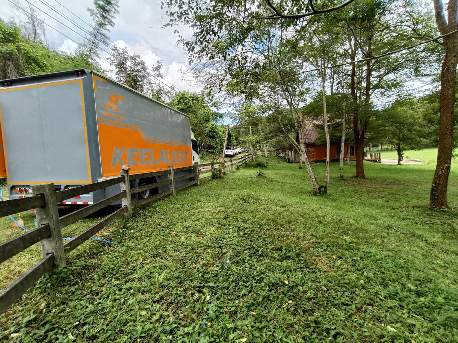 รถสุขาเคลื่อนที่สีคิ้ว(โคราช) 