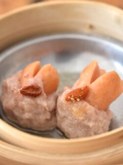 ไส้กรอกcpแต้มหน้าหมู