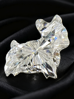 เพชรสังเคราะห์โครงสร้างอะตอมเพชรแท้รูปน้องหมา