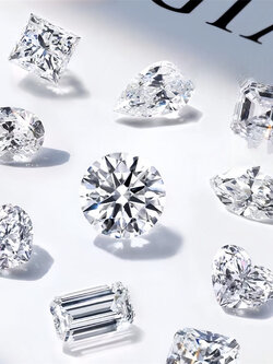 เพชรสังเคราะห์โครงสร้างเพชรแท้เพาะเลี้ยง ผลิตตามแบบทรงที่ต้องการ 0.3-10 กะรัต