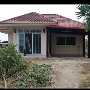 ขายบ้านพร้อมที่ดินราคาถูกห่างจากโรงเรียนบ้่านหนองแวงจุมพล 900 เมตรห่างจากที่ว่าการอำเภอหนองวัวซอ 17 กม.จ.อุดรธานีการเดินทางสะดวก