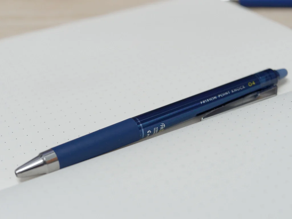 ปากกาลบได้ Pilot Frixion Knock 04