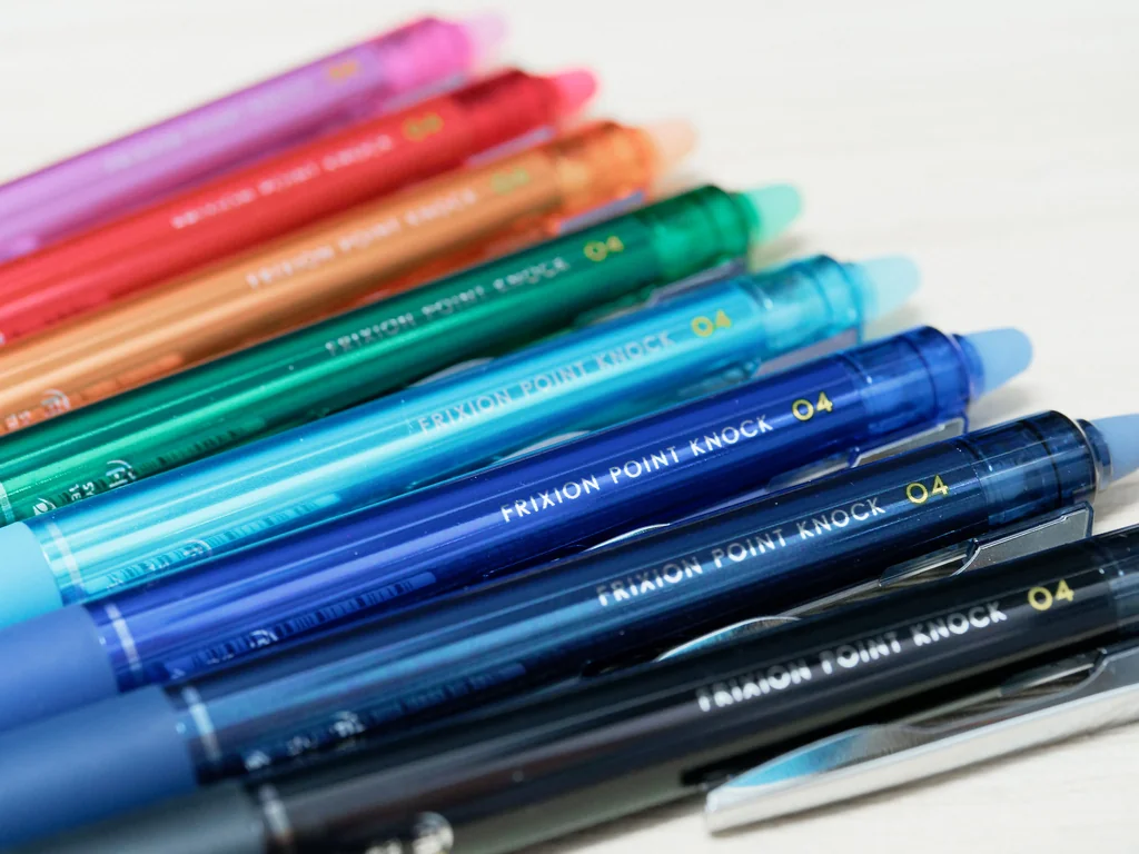 ปากกาลบได้ Pilot Frixion Knock 04