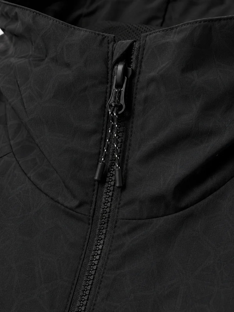 ReLoop™ Dry Fiber Windbreaker – Black