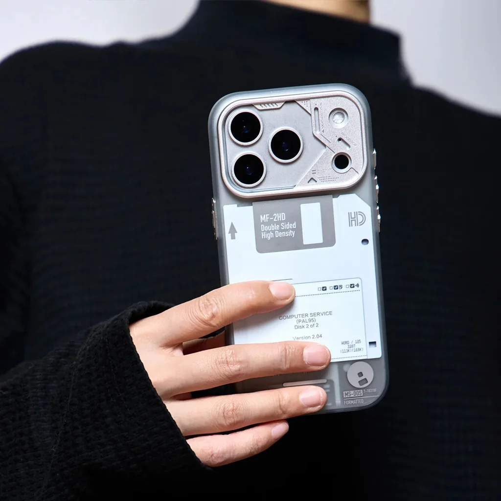 Wakcas Retro Geek Floppy Disk Magnetic เคสสำหรับ iPhone 17 Series และ iPhone 16 Series