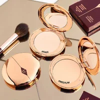 Charlotte Tilbury Airbrush Flawless Finish 8g - Medium Charlotte Tilbury Airbrush Flawless Finish 8g - Medium