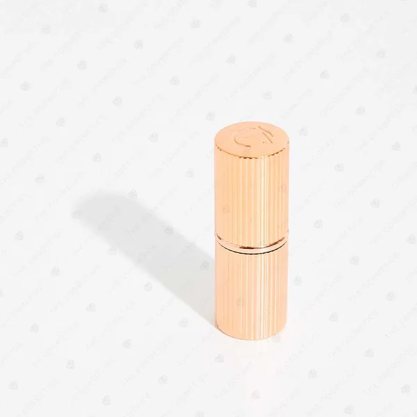 Charlotte Tilbury Matte Revolution Lipstick 1.1g ลิปแมทท์คุณป้าชาร์ลอต Mini Size image 5 Charlotte Tilbury Matte Revolution Lipstick 1.1g ลิปแมทท์คุณป้าชาร์ลอต Mini Size image 5