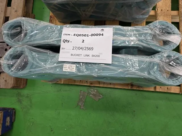H LINK + ARM LINK KOBELCO SY55 image 2 H LINK + ARM LINK KOBELCO SY55 image 2