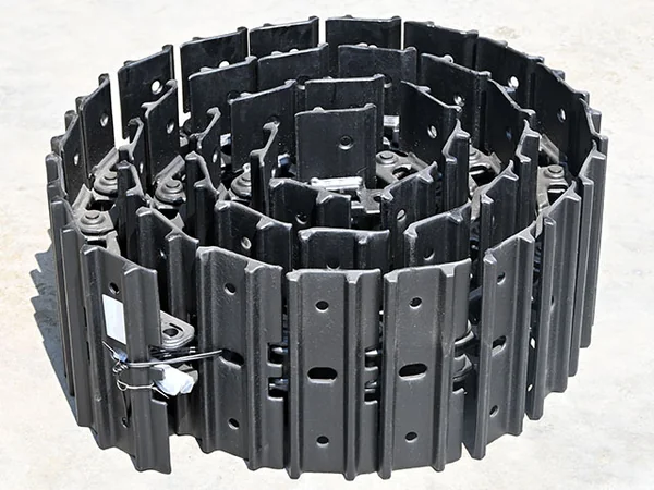 LINK WITH TRACK SHOE CATERPILLAR KX91-3/KX033 LINK WITH TRACK SHOE CATERPILLAR KX91-3/KX033
