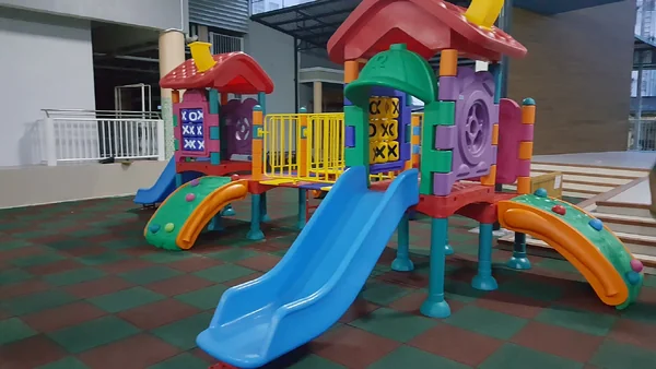 เครื่องเล่นสนามเด็กเล่นหอคอย รุ่น Color Twin Tower image 6 เครื่องเล่นสนามเด็กเล่นหอคอย รุ่น Color Twin Tower image 6